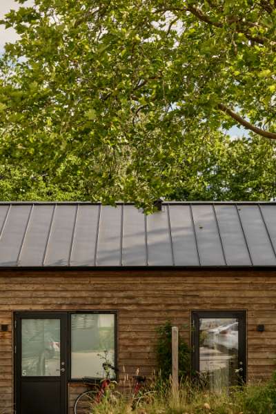 Residential facility with a special focus on sustainability featuring steel profile roofs, Kirke Værløsevej 52, 3500 Værløse, Denmark
